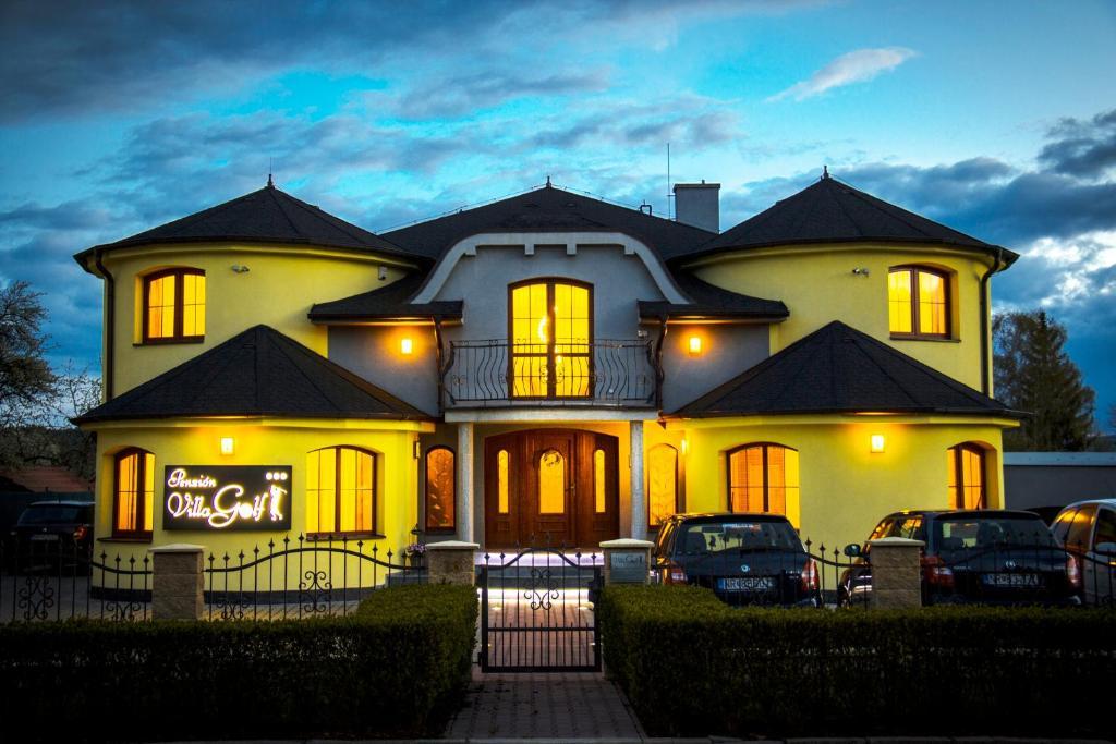 Villa Golf Sliac Exterior photo